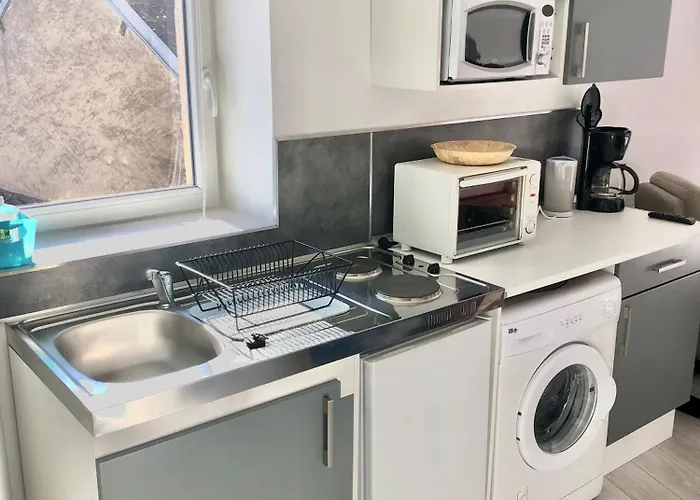 Independant Confortable Apartment